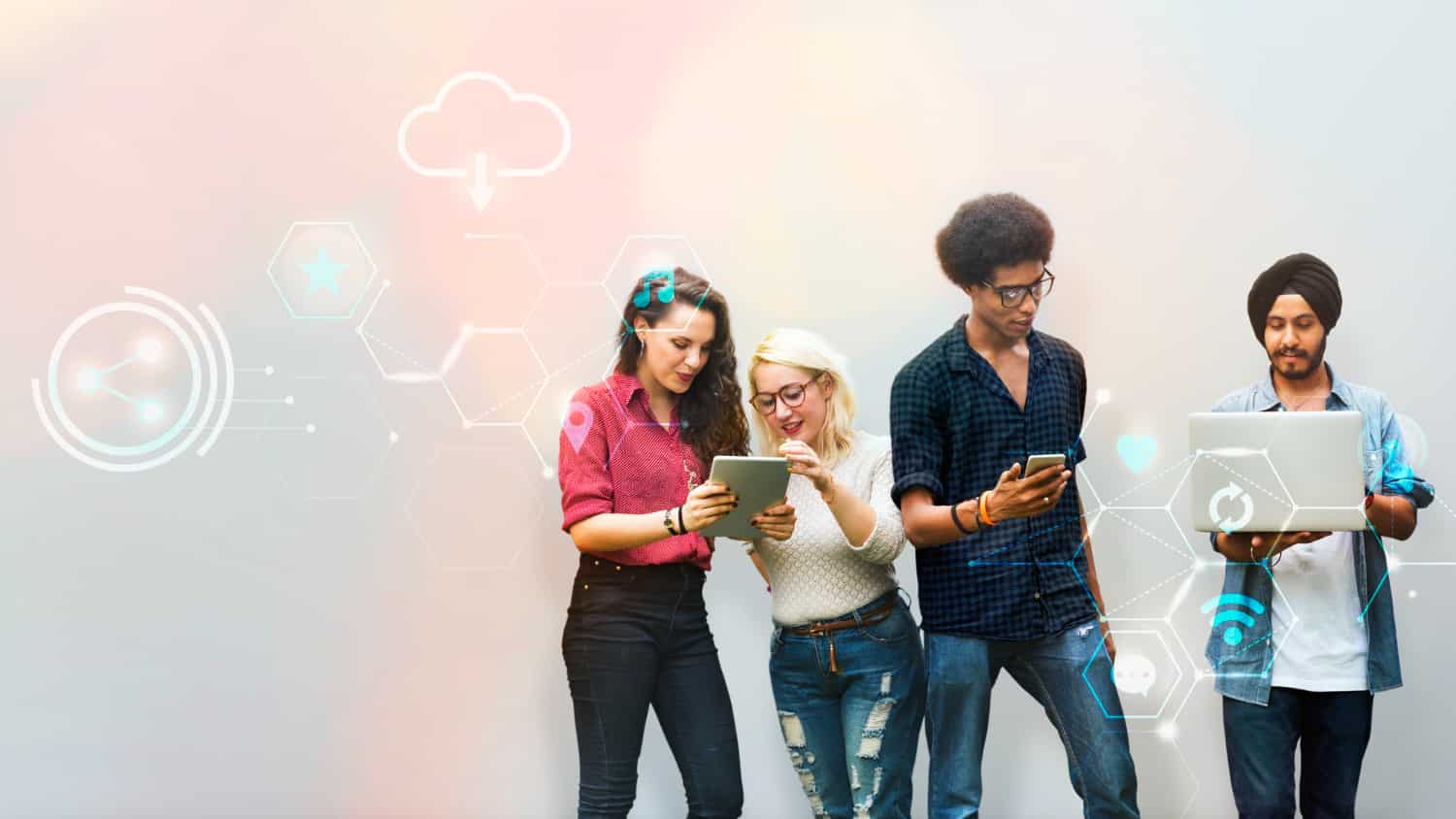advantages hybrid cloud
