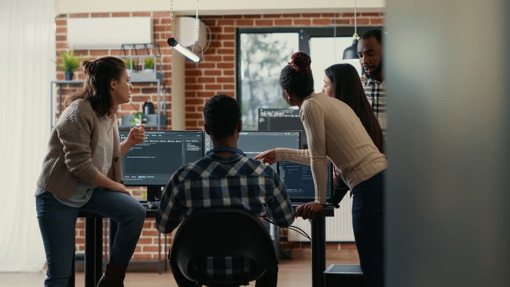 Mengapa AI Automation Penting untuk IT Operations